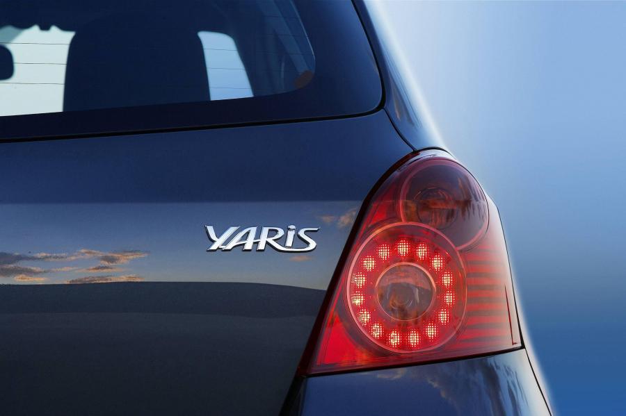  Toyota Yaris TS 2007 года  (фото 89 из 89)